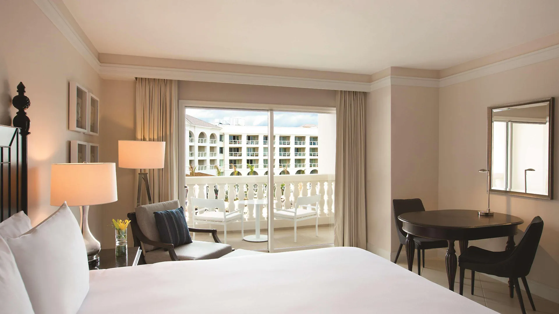 ***** Курортный комплекс Hyatt Zilara Rose Hall Adults Only Бухта Монтего Ямайка